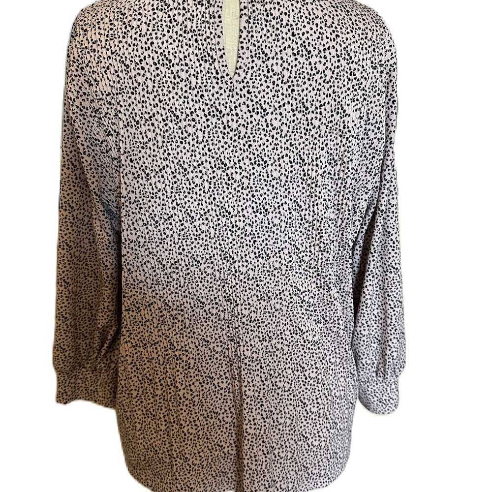 Adrianna Papell Women’s Blouse. Size Medium - Picture 2 of 8